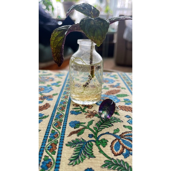 Vintage Jewelry - Vintage Iridescent Purple-Green Topaz Faceted Cocktail Ring